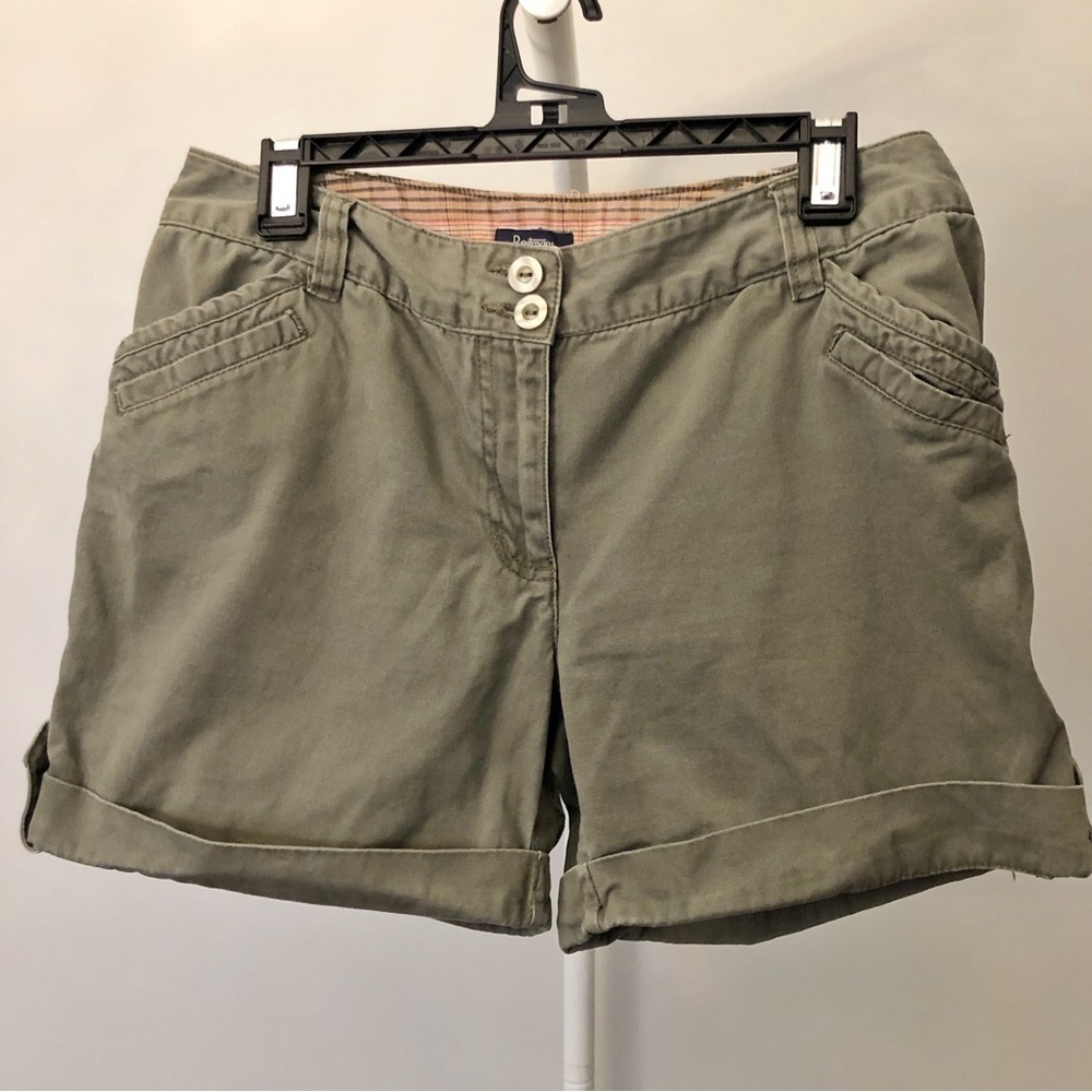 Reitmans High Rise Khaki Wide Leg Casual Shorts. US 09 Large.
